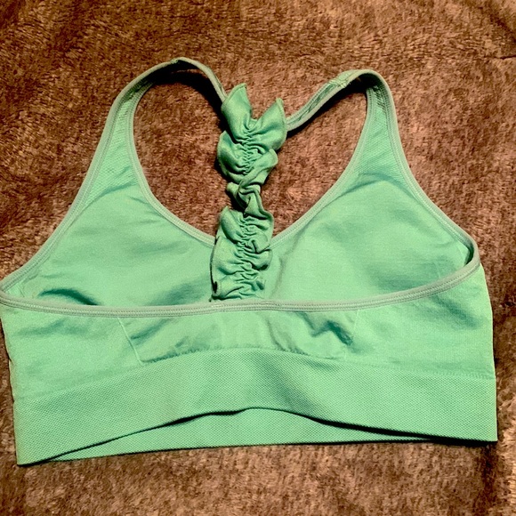 Puma sports bra - Picture 2 of 2